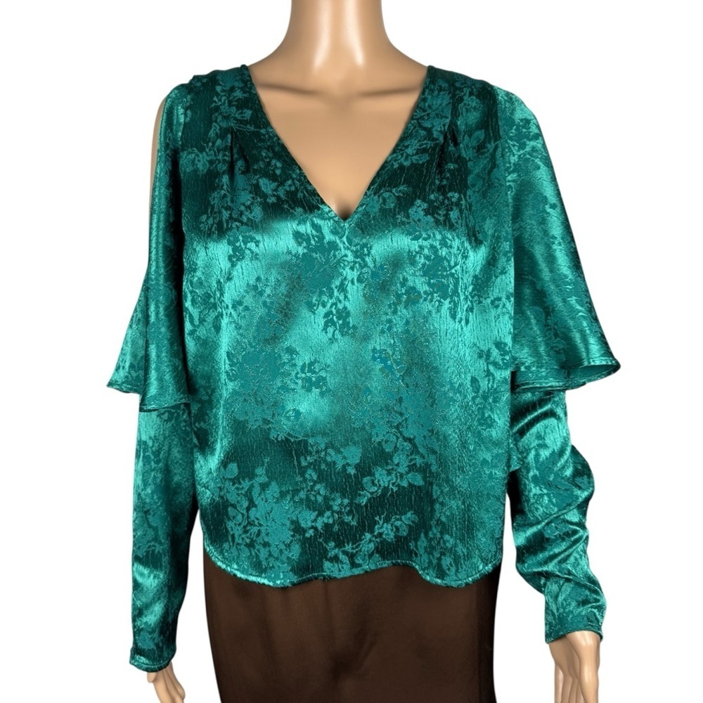 Free People Cold Shoulders Long Sleeve Satin Floral Emerald Green Blouse Size S